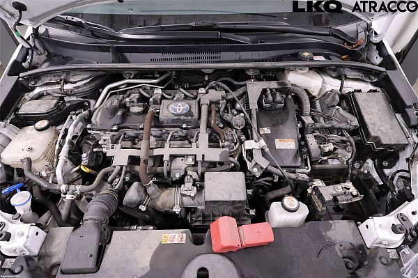 Motor TOYOTA COROLLA Estate (_E21_)