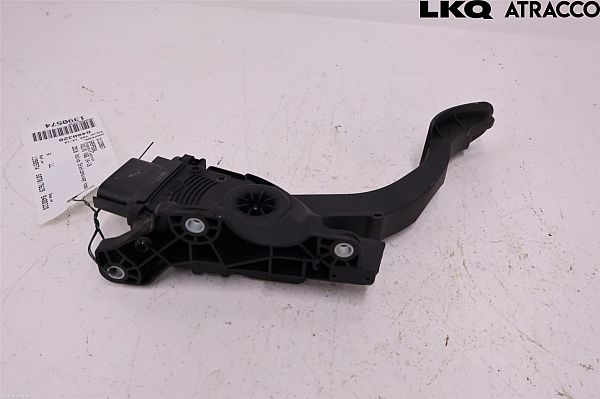 Speederpedal VOLVO V60 I (155, 157)