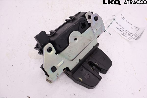 Verrouillage central SAAB 9-5 Estate (YS3E)