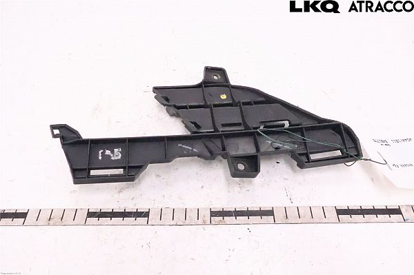 Kühlergrill TOYOTA VERSO (_R2_)