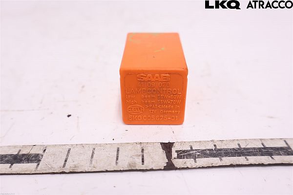 Relæ - lys SAAB 9-5 Estate (YS3E)