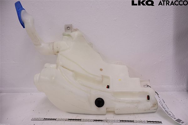 Windshield washer fluid tank