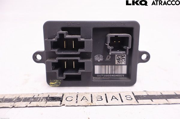 Heater blower resistor TOYOTA PROACE Van (MDZ_)