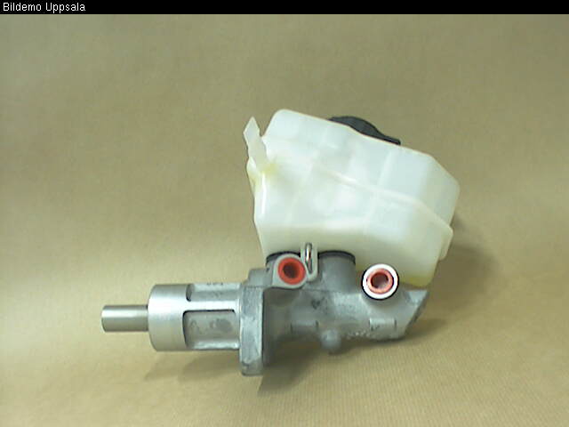 Brake - Master cylinder BMW 1 (E81)