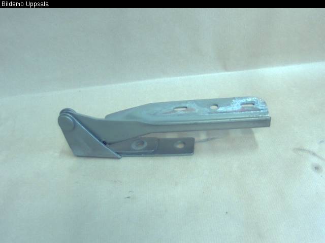 Hub hinges SAAB 9-3 (YS3D)