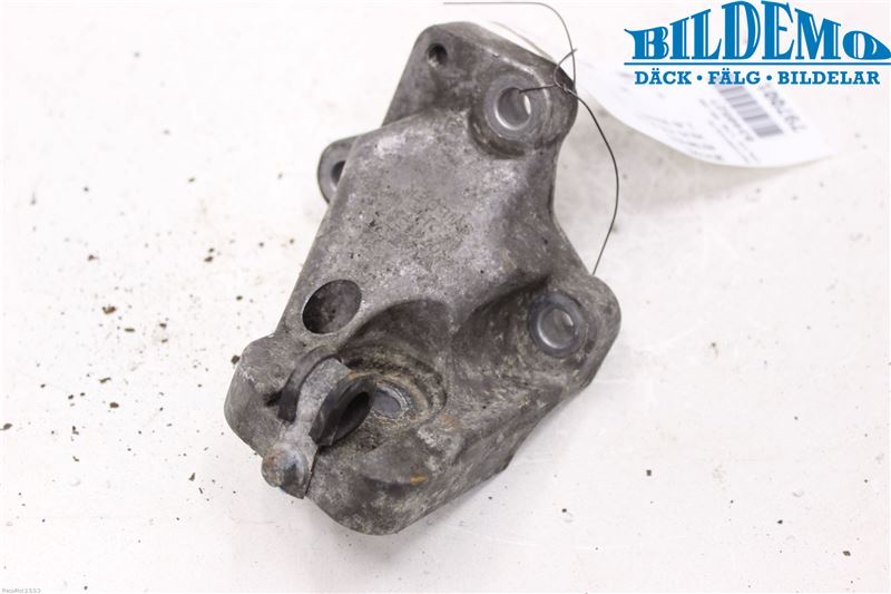 Engine mounting VOLVO V70 Mk II (285)