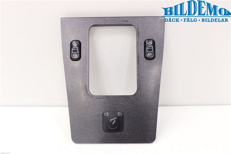 Mercedes-Benz C-CLASS (W202) Switch - electrical screen heater