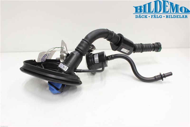 AdBlue refill tube