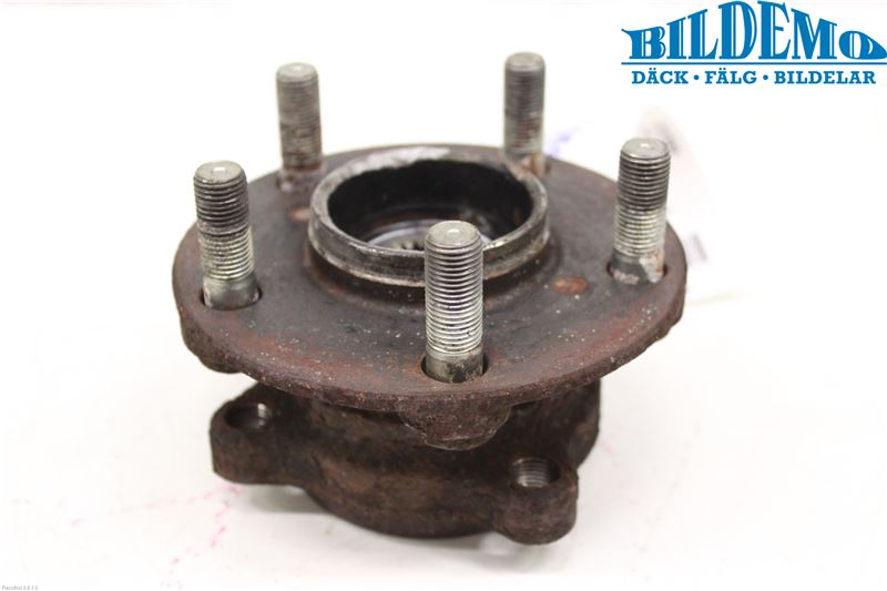 Front hub SUBARU LEGACY V Estate (BR)