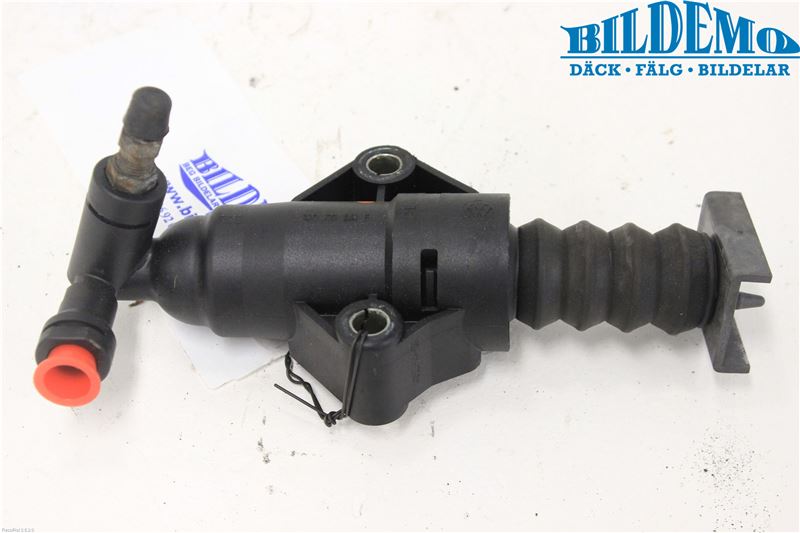 Kobling - slavecylinder VW GOLF Mk IV (1J1)