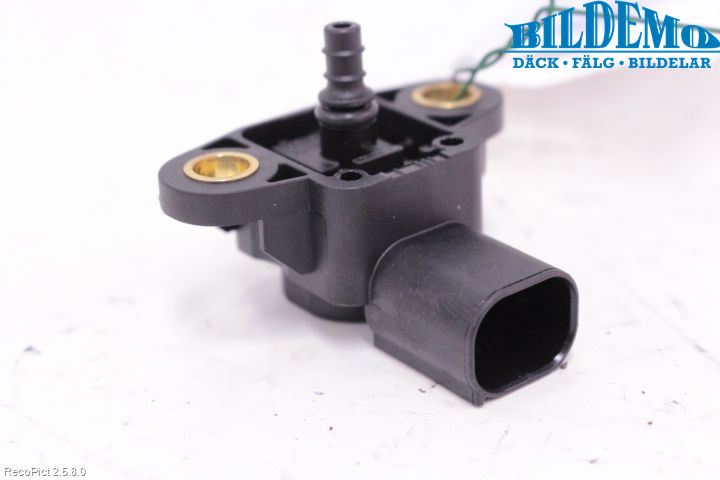 common rail (Injectie) / Verstuiver Brug MERCEDES-BENZ E-CLASS T-Model (S212)