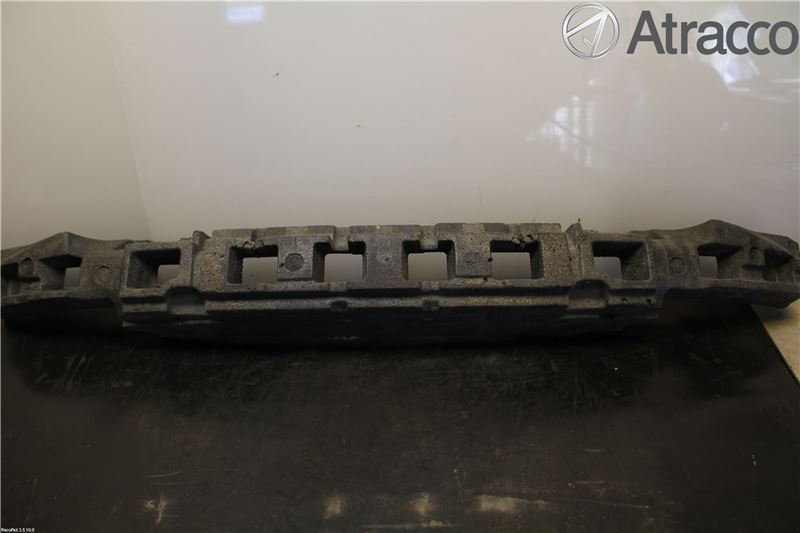Front bumper foam support bar