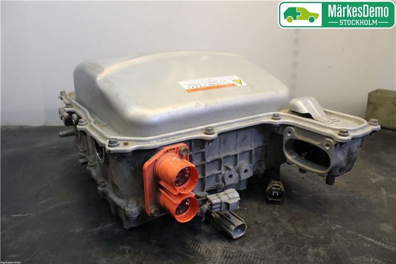 Converter / inverter - el TOYOTA PRIUS Hatchback (_W2_)