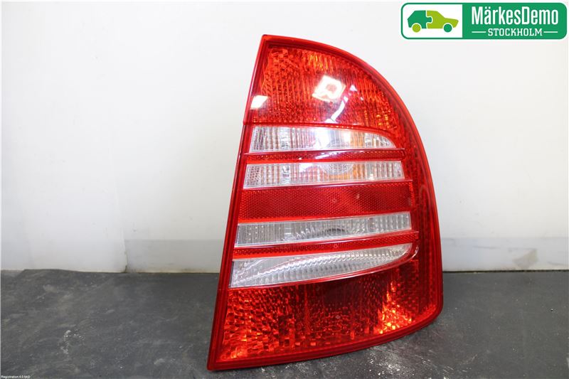 Baglygte SKODA SUPERB I (3U4)