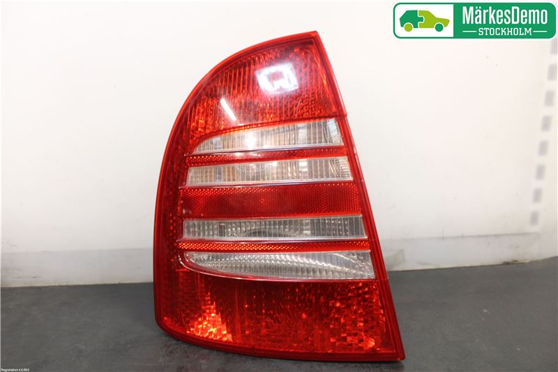 Baglygte SKODA SUPERB I (3U4)