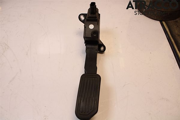 Speederpedal TOYOTA AURIS (_E18_)