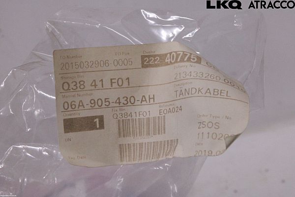 Ignition plug leads