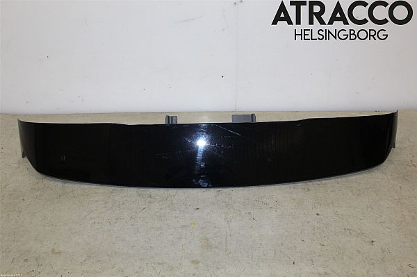 Rear spoiler used - Peugeot 208 - 16 482 996 80 - GPA