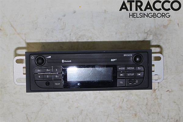 Audio NISSAN NV300 Box (X82)