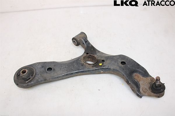 Bærearm forrest nederst TOYOTA AURIS Estate (_E18_)