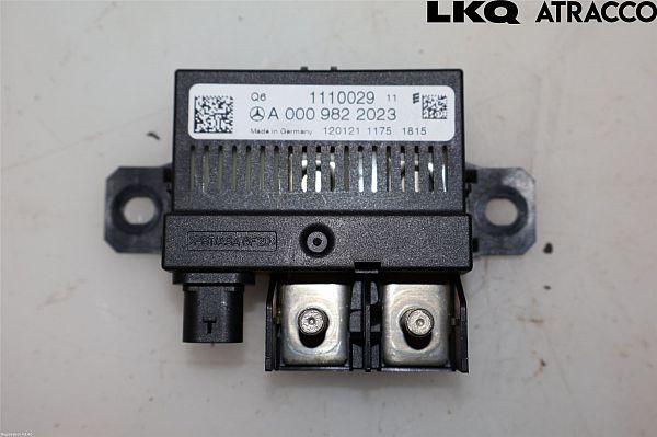 Marelli 電装品 A000 982 2023　Mercedes-Benz MERCEDES-BENZ RELAY 000 982 2023