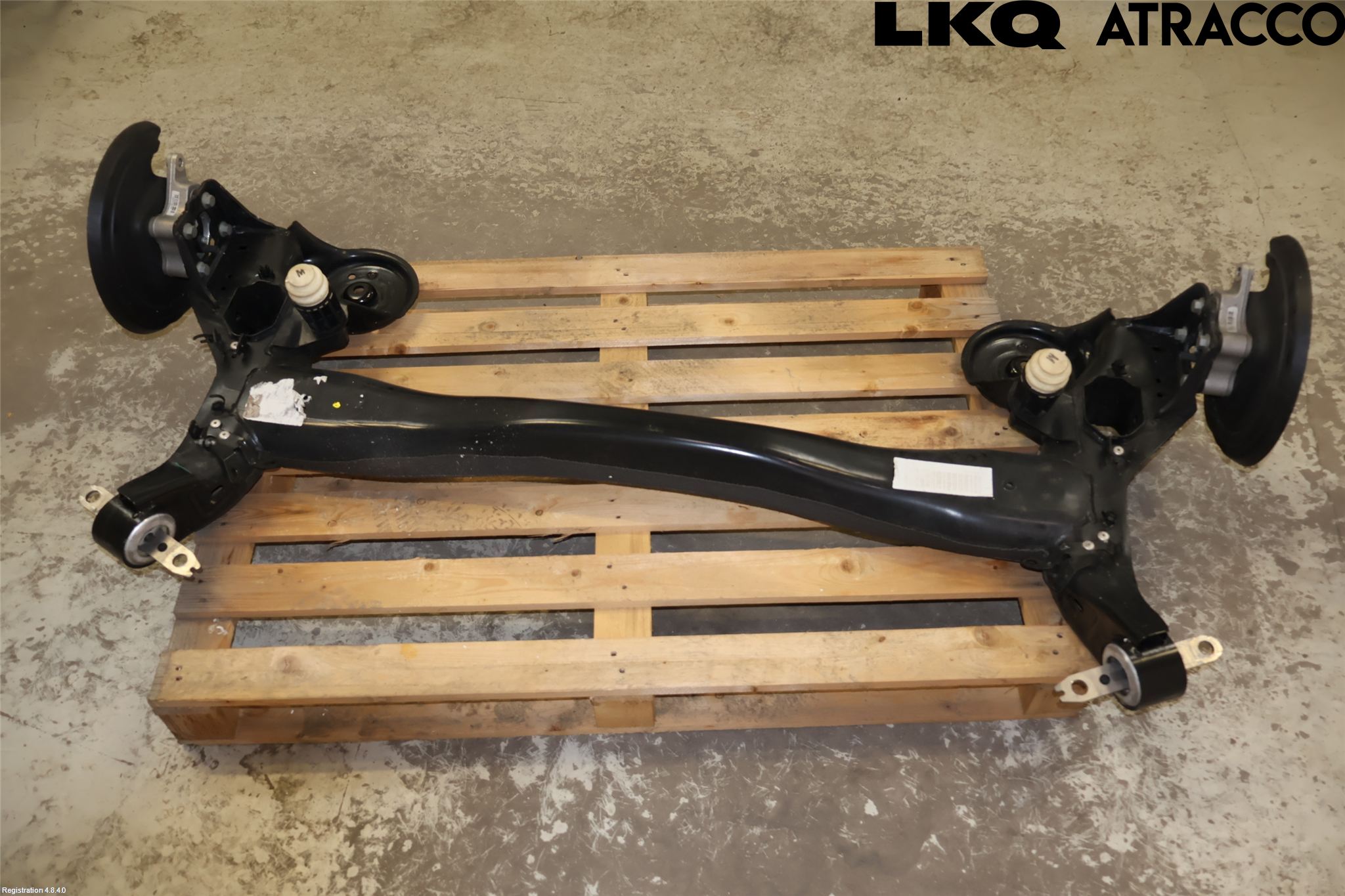 Peugeot 3008 SUV (M_) Rear axle assembly - complete 9833974880