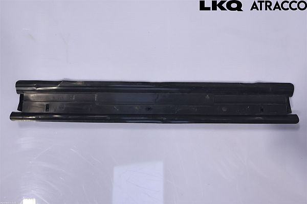 Lower radiator support