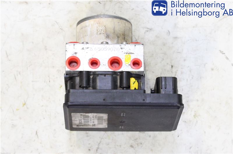 ABS Pumpe FIAT 500X (334_)