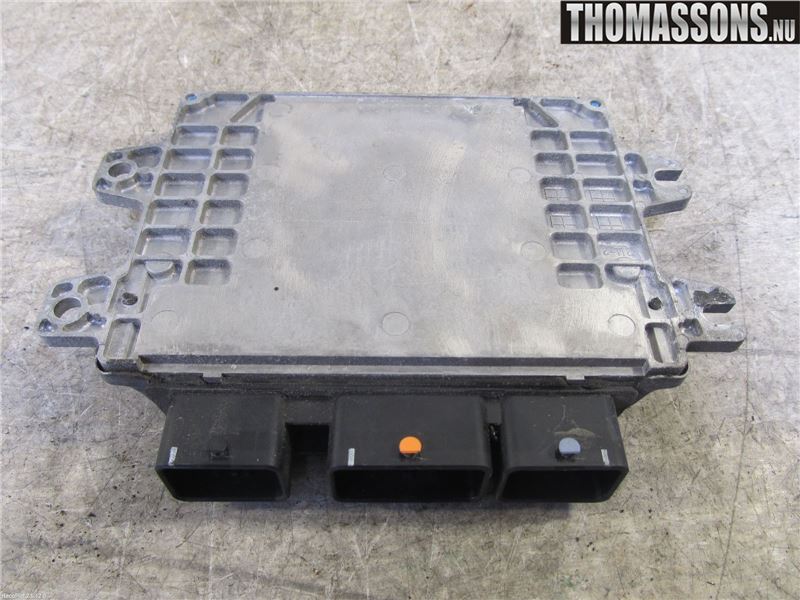 Nissan JUKE (F15) Engine control unit (ECU) 237101KA4A