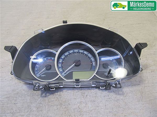 Instrumentbræt TOYOTA AURIS Estate (_E18_)