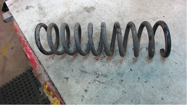 Rear spring - coil FORD KUGA I