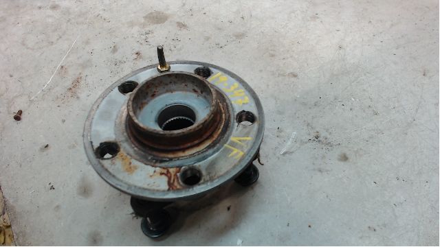 Front hub