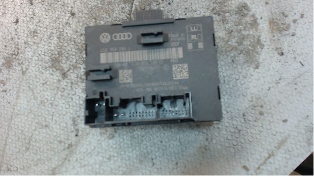 Styreenhed - dør AUDI A6 Avant (4G5, 4GD, C7)
