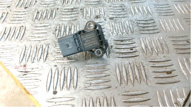 common rail (Injectie) / Verstuiver Brug VW POLO (9N_)