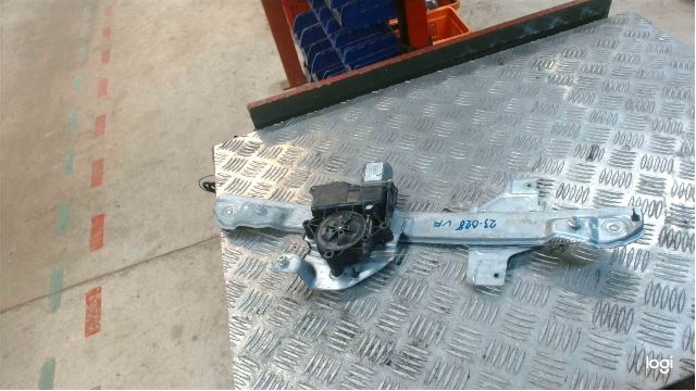 Window regulator motor PEUGEOT 2008 I (CU_)