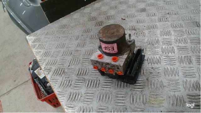 ABS - pump HYUNDAI i30 (FD)
