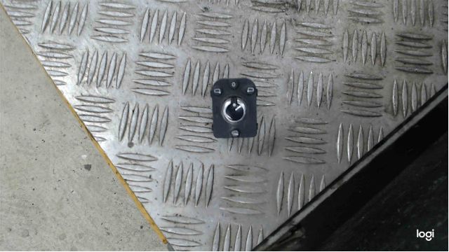 Wing mirror switch