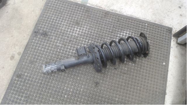 Federbein vorn LAND ROVER DISCOVERY SPORT (L550)