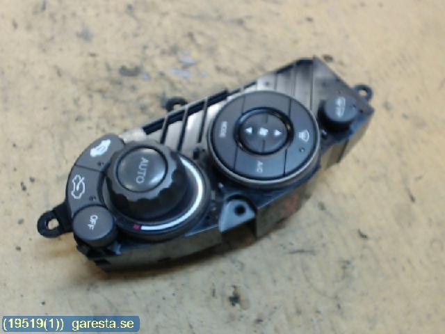 AC control unit HONDA CIVIC VIII Hatchback (FN, FK)