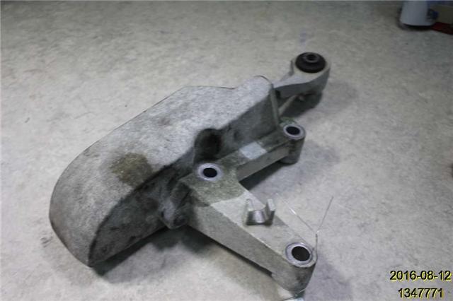 Support Moteur VOLVO XC90 I (275)