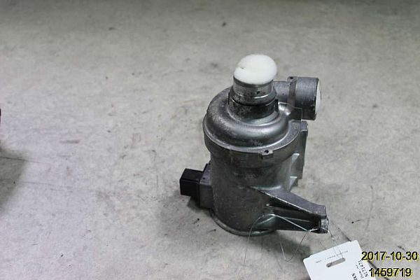 31368419 : Vandpumpe - Autoparts24