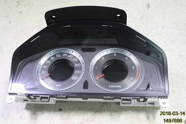 Tachometer VOLVO XC70 II (136)