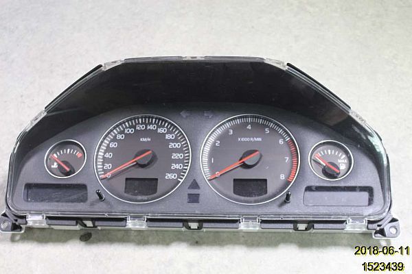 Instr. speedometer VOLVO V70 Mk II (285)