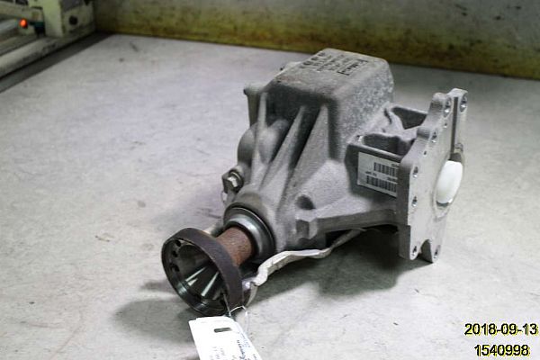 Transfer case housing