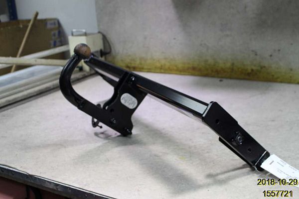 Tow bar