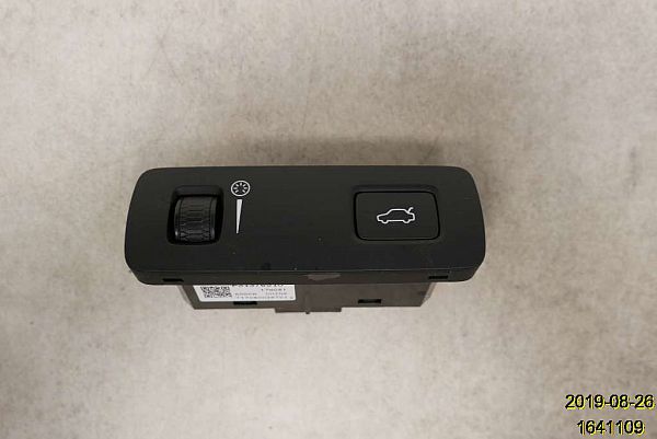 Bouton contact divers VOLVO V90 II Estate (235, 236)