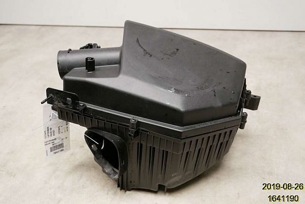 Air filter VOLVO V60 I (155, 157)