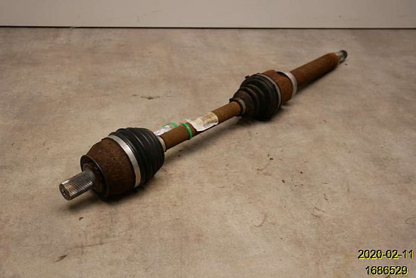 31368151 31367151 : Drivaksel for - Autoparts24