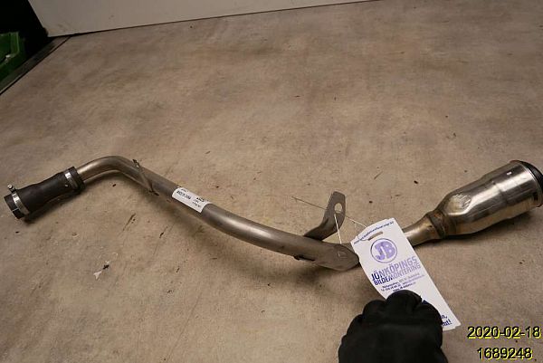 Brandstofpijp / Tankpijp VOLVO XC40 (536)