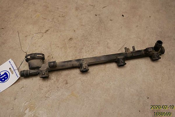 Düsenrohr RENAULT TRAFIC II Bus (JL)